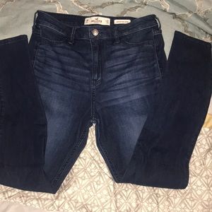 Hollister dark blue jeans
